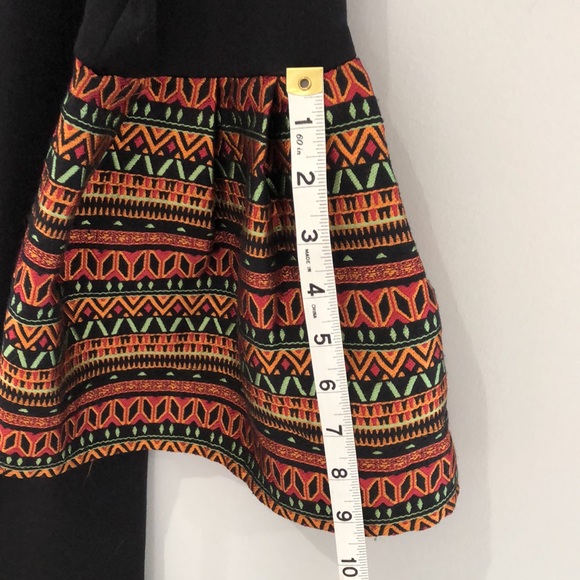 Black polyester dress with balloon patterned sleeves. Size S - Picture 4 of 10